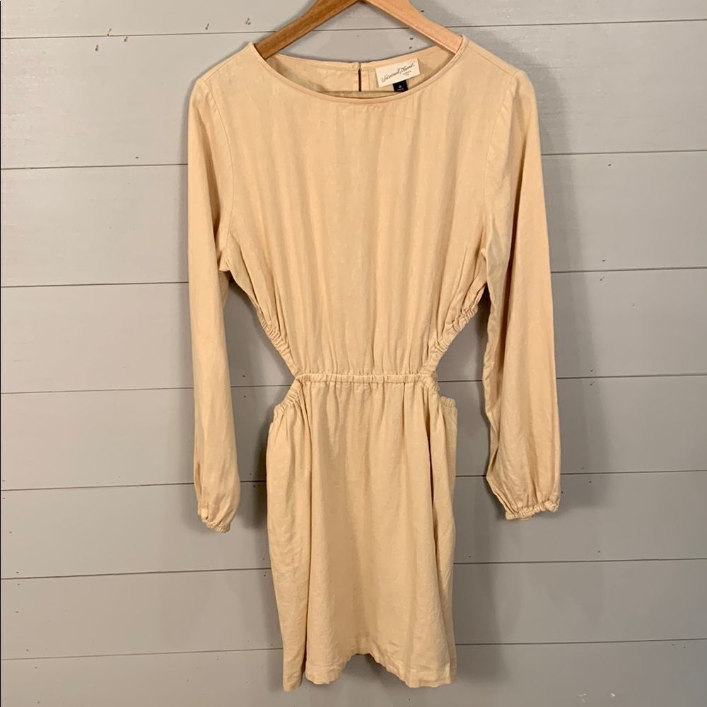 Universal Thread linen/rayon blend spring cutout waist dress with pockets size M